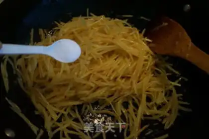 Make Spicy potatoes step 8