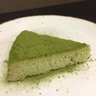 Make Japanese green tea cheesecake step 13