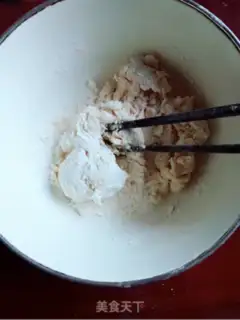 Make Onion sausage bread step 1