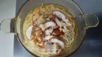 Make Seafood boiled dry silk step 3