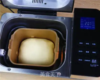Make The soufflé toast thing step 5