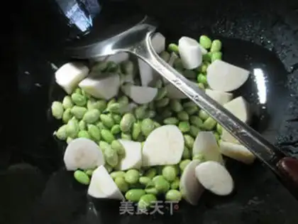 Make Soybeans boil tofu step 1