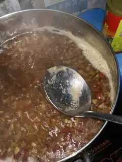 Make Silver gill and red date soup step 2