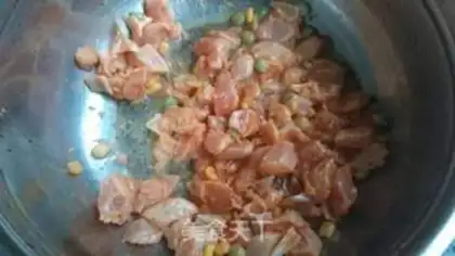 Make Spicy chicken crumbs step 4