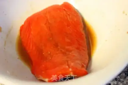 Make Salads and fragrance salmon step 1