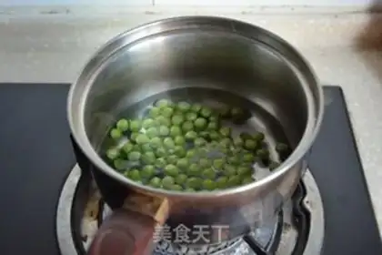Make Lotus peas and shrimp step 3