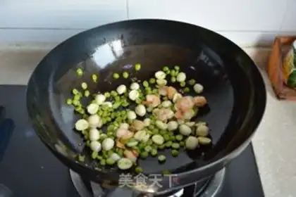Make Lotus peas and shrimp step 7