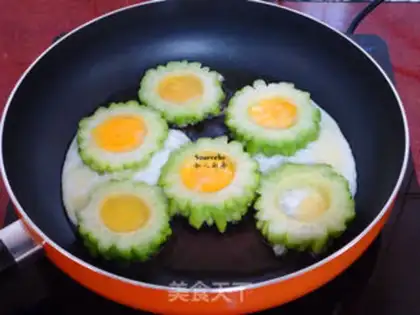 Make ♪ Suffering melons frying sun eggs ♪ step 5