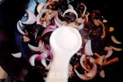 Make Onion mollusks step 6