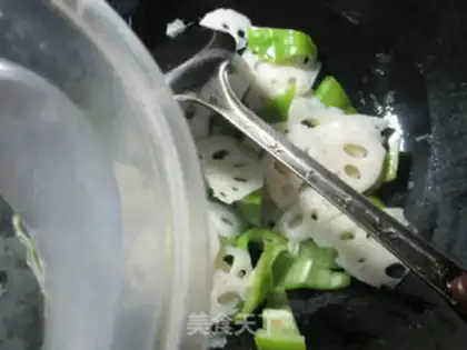 Make The peppers are fried step 3