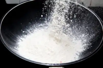 Make Sea and land pizza step 1