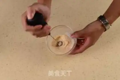 Make Homemade pearl milk tea step 12