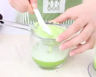 Make Baby eats cucumber juice step 4