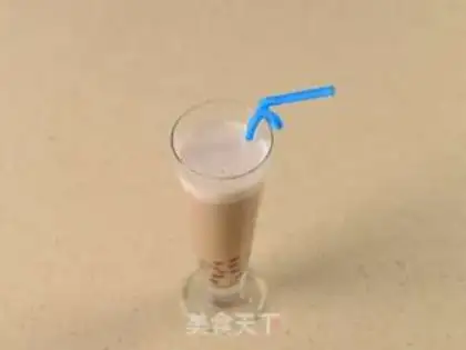 Make Homemade pearl milk tea step 14
