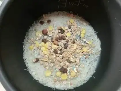 Make Red-tree walnut porridge step 1