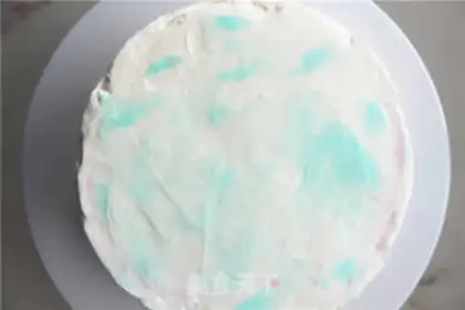 Make Rainbow cake step 7
