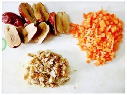 Make Red-tree walnut porridge step 2