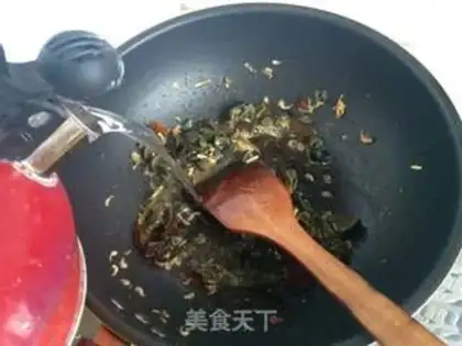 Make Shrimp leather cucumber egg soup step 9