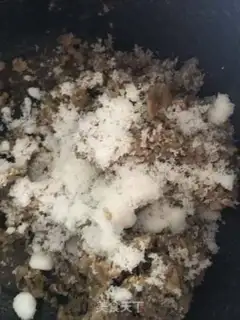 Make Green bean cake with leather step 0