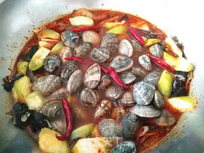 Make Boiled clams step 9