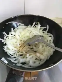 Make Eggs and onions step 5