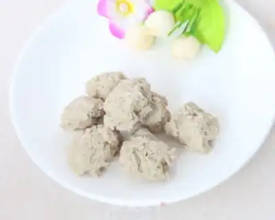 Make Baby eats meatballs step 7