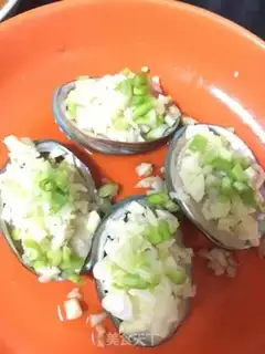 Make Garlic abalone step 1