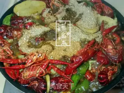 Make Spicy 13-spicy lobster step 11