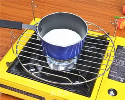 Make The tea and ice cream step 2
