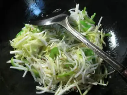 Make Pelican sprouts step 3