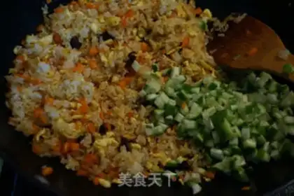Make Frozen sauce, egg fried rice step 7