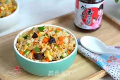 Make Frozen sauce, egg fried rice step 8