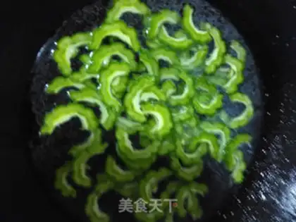 Make A cold, bitter melon step 1
