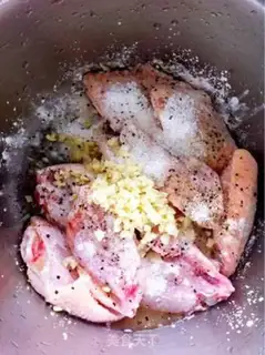 Make The fried chicken wings step 0