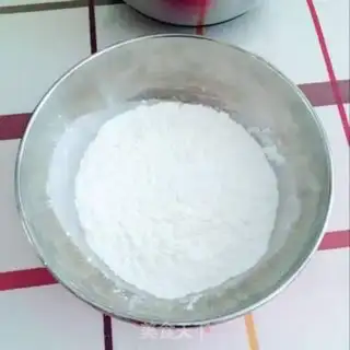 Make Mango Snowmen step 1