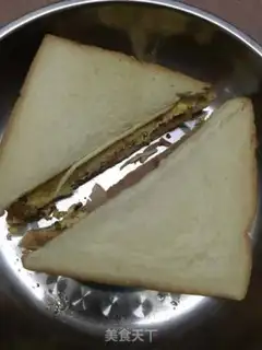 Make Ham egg cheese sandwich step 2
