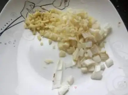 Make Precious eggs step 1