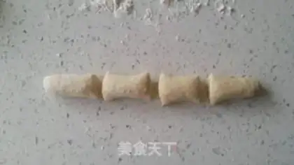 Make Detail the mushroom bag step 20