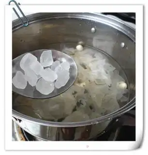 Make Ice cream, silver spoons step 3