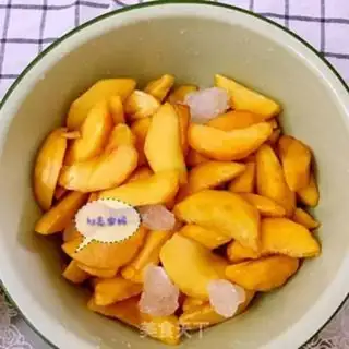 Make Peach can step 1