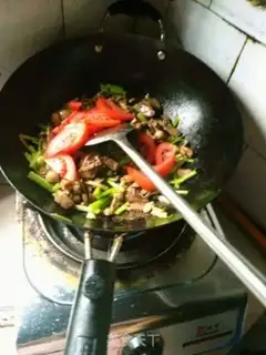Make Celery tomato fried chicken step 5