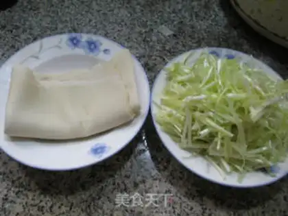 Make The sprouts are fried step 0
