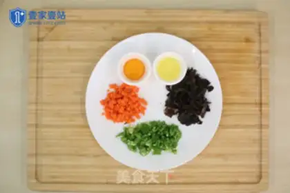 Make Five-colored eggs step 2