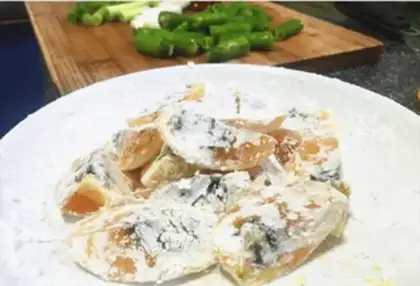 Make Fry eggs step 1