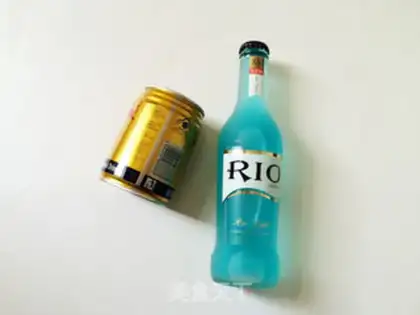 Make Sunshine Beach cocktail step 0