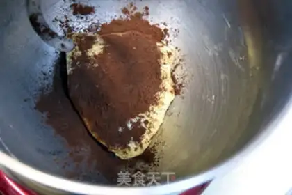Make Brazilian football bread step 4