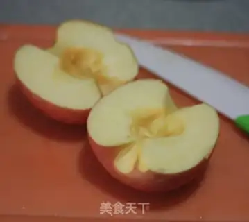 Make Baked apple chips step 1