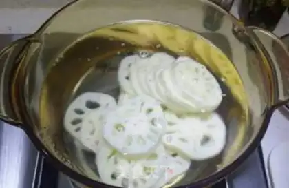 Make Three-spicy lobsters step 2