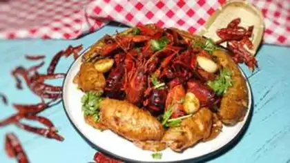 Make Three-spicy lobsters step 18