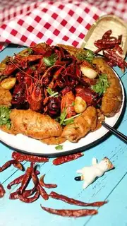 Make Three-spicy lobsters step 19